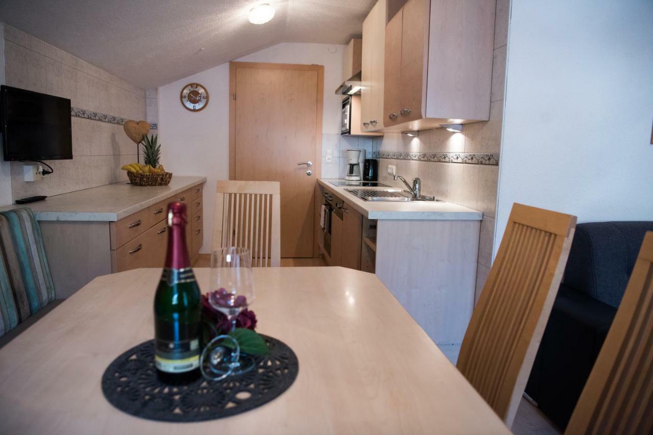 Appartements Spitaler Ried im Zillertal Buitenkant foto